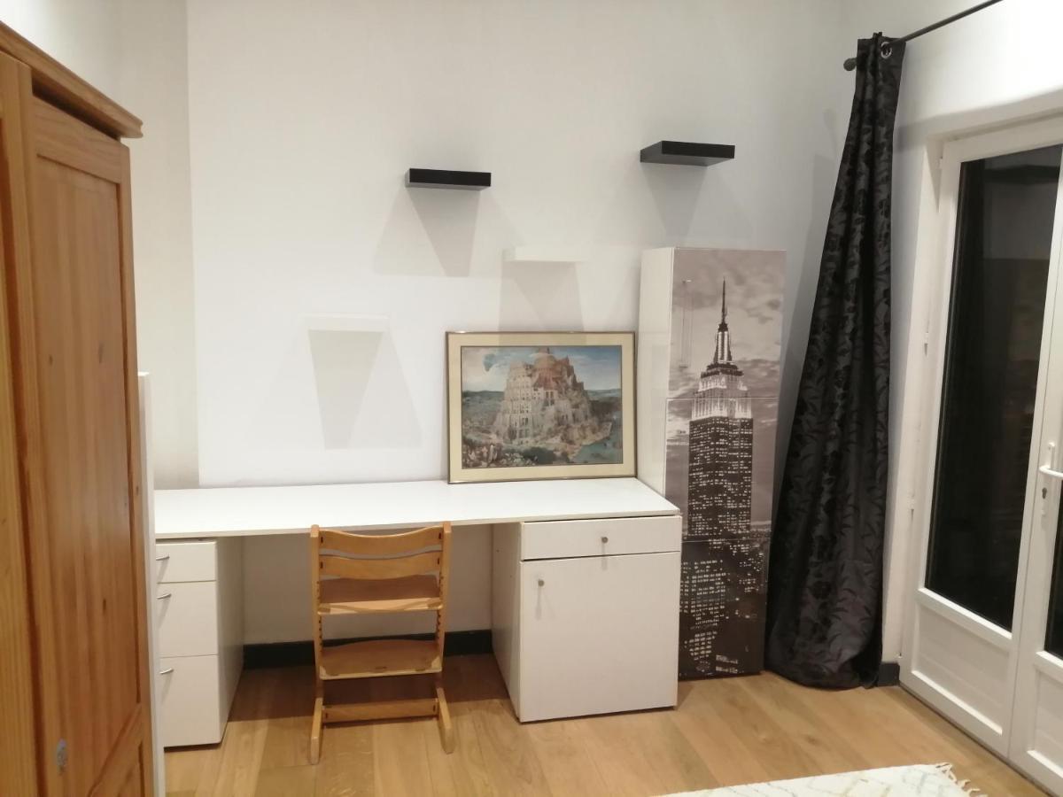Quarto em Acomodações Particulares Loft Viarhona, Grand Loft En Centre-ville *