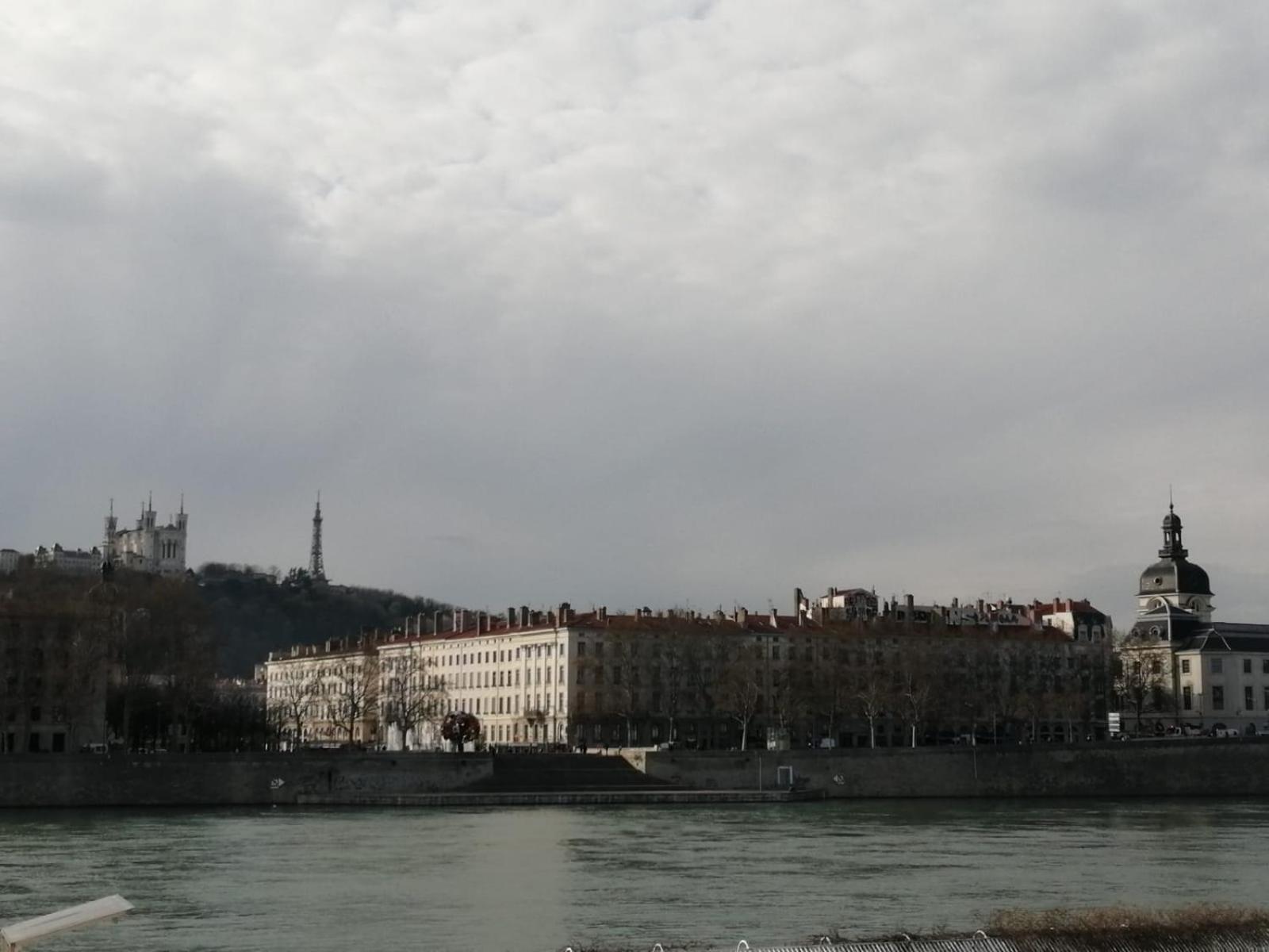 Privatunterkunft Loft Viarhona, Grand Loft En Centre-ville